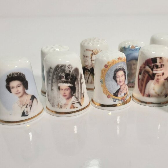 Set of 20 Royal Memorabilia Porcelain Thimbles Queen Elizabeth II, Dianna + - Picture 3 of 14
